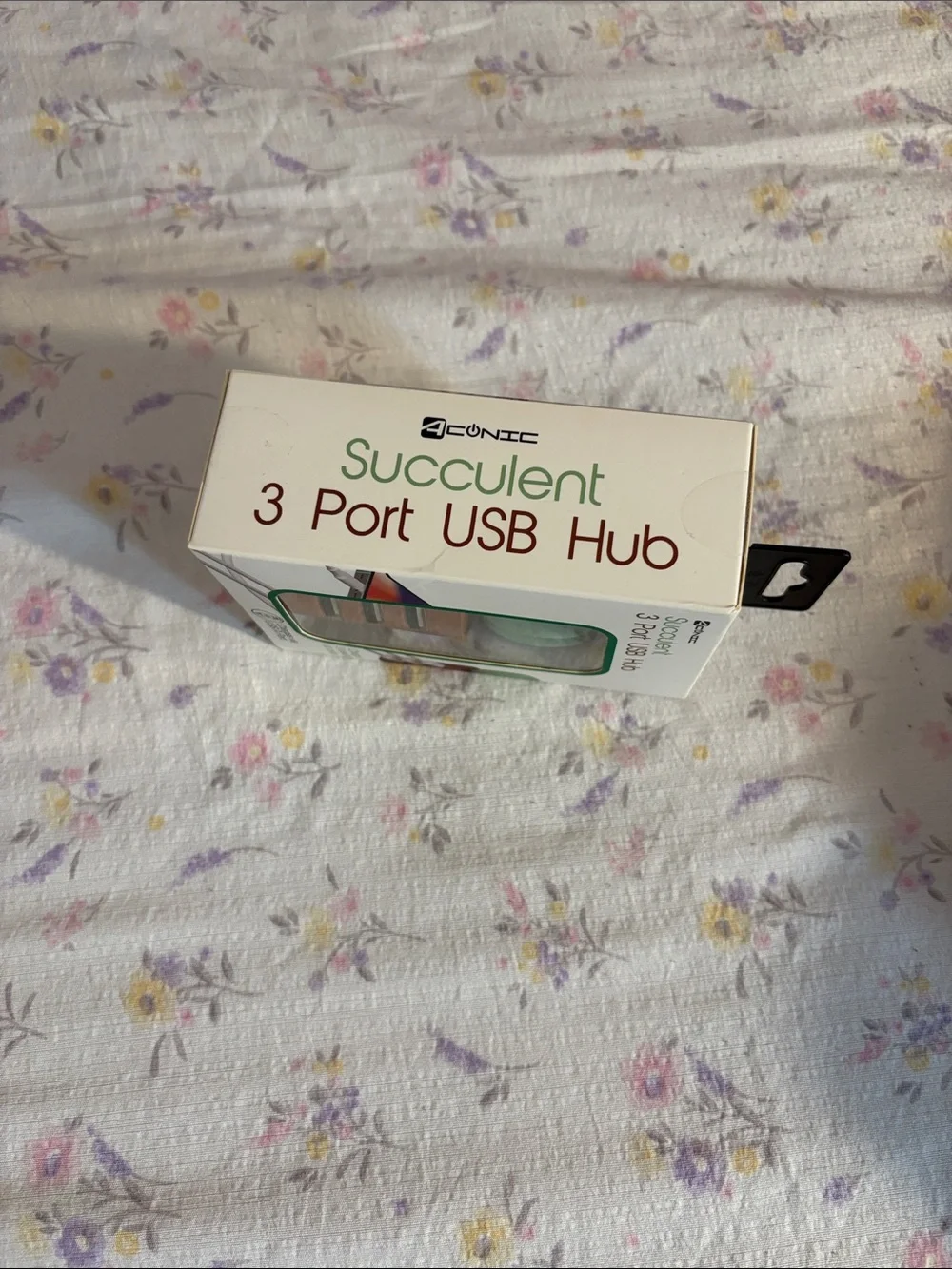 Succulent 3-Port USB Hub - Green & Brown